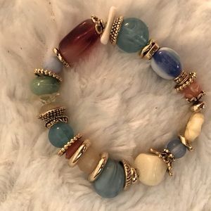Kohl’s Multi Colored Beads with Gold Tone Accents Expandable Bracelet NWT